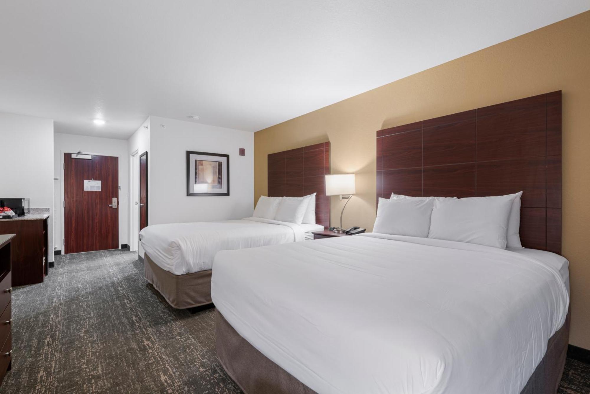 Cobblestone Hotel & Suites - Bellefontaine Zewnętrze zdjęcie